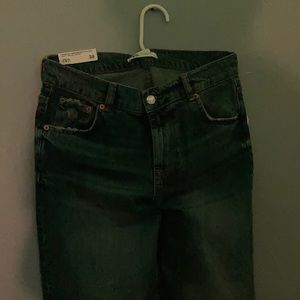 Zara- navy blue mid rise jeans. never worn+ tags still on